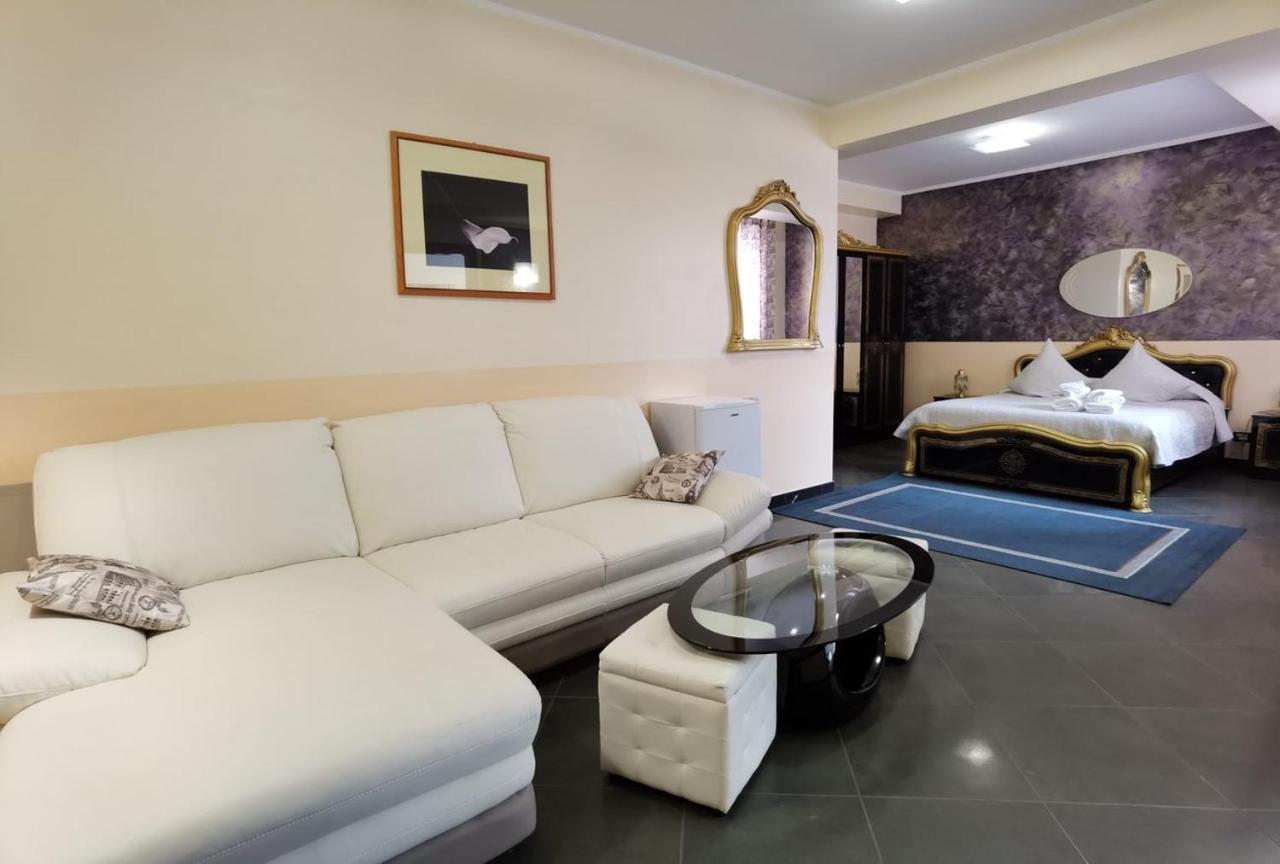 Liberty Rooms Făgăraş Extérieur photo