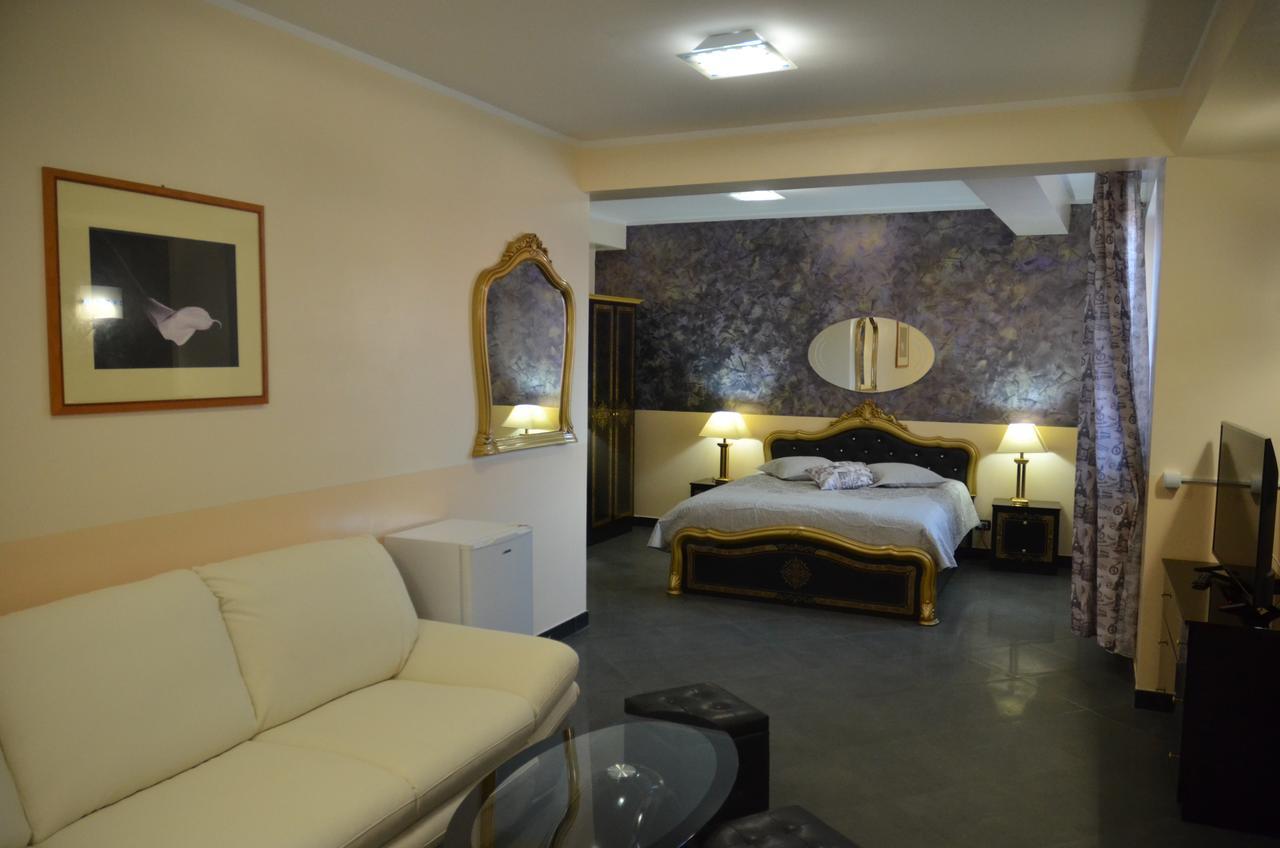 Liberty Rooms Făgăraş Extérieur photo