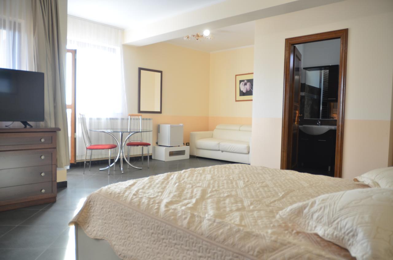 Liberty Rooms Făgăraş Extérieur photo