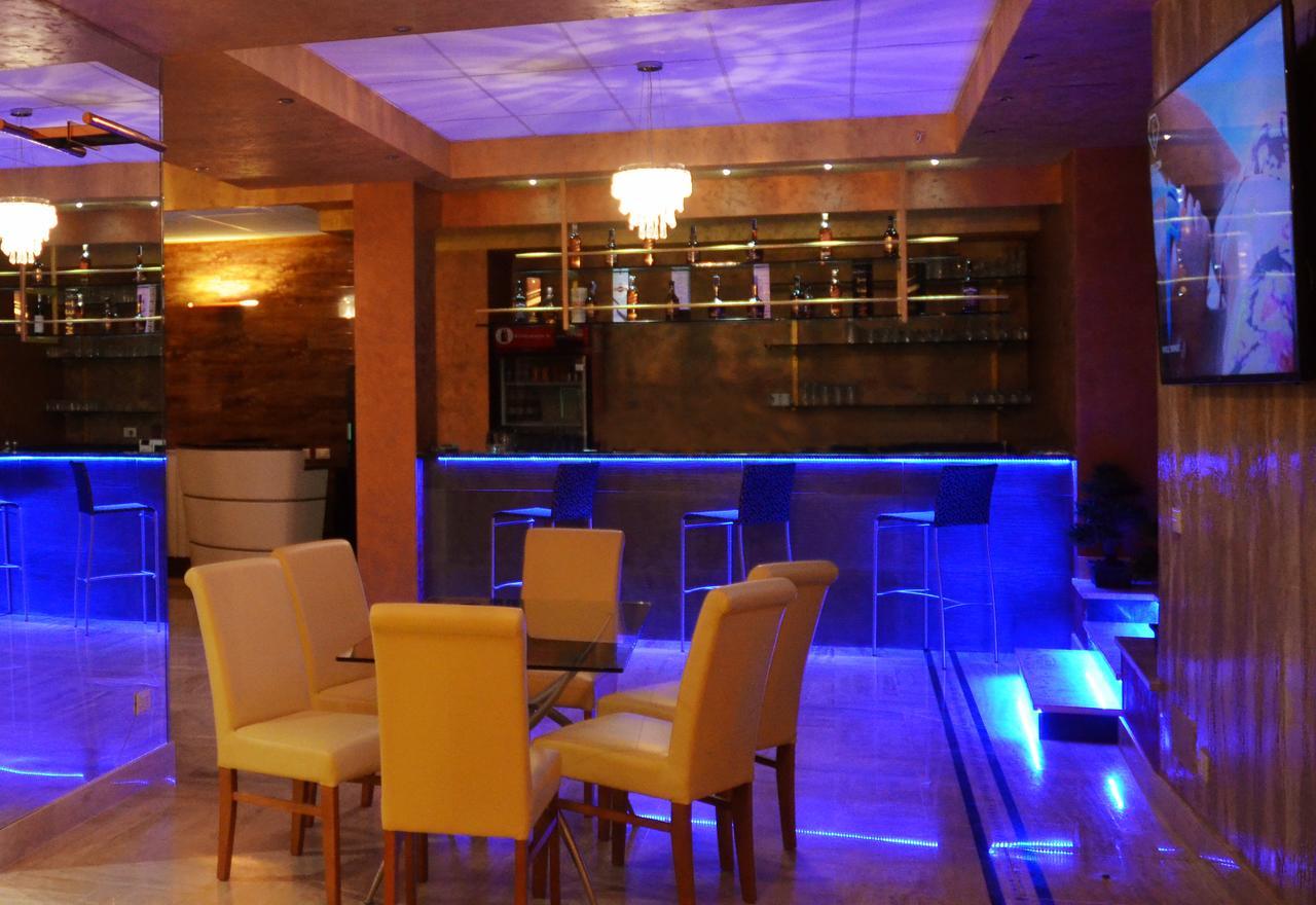 Liberty Rooms Făgăraş Extérieur photo
