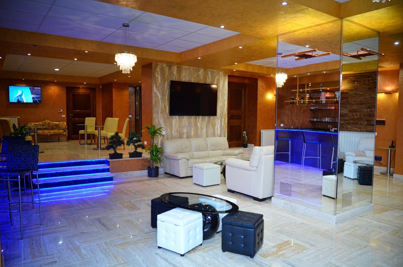 Liberty Rooms Făgăraş Extérieur photo