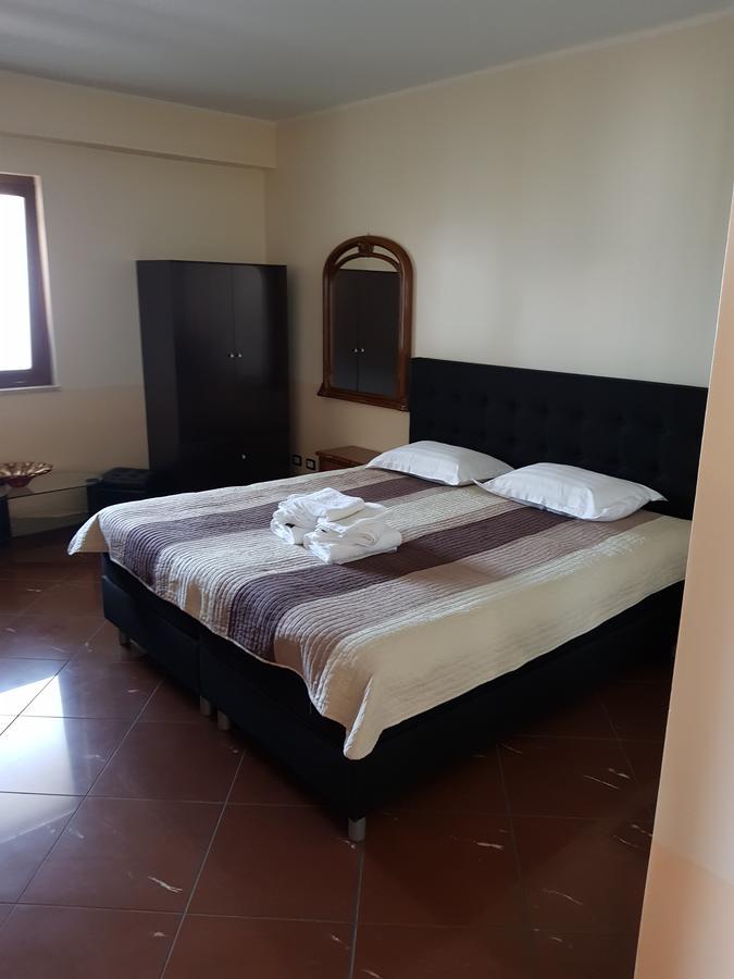 Liberty Rooms Făgăraş Extérieur photo