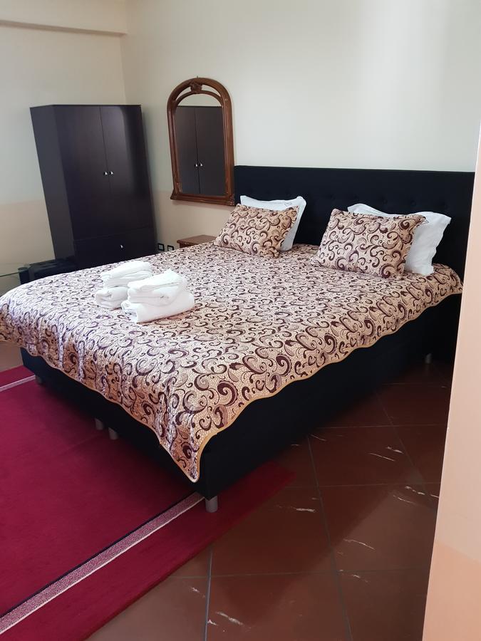 Liberty Rooms Făgăraş Extérieur photo