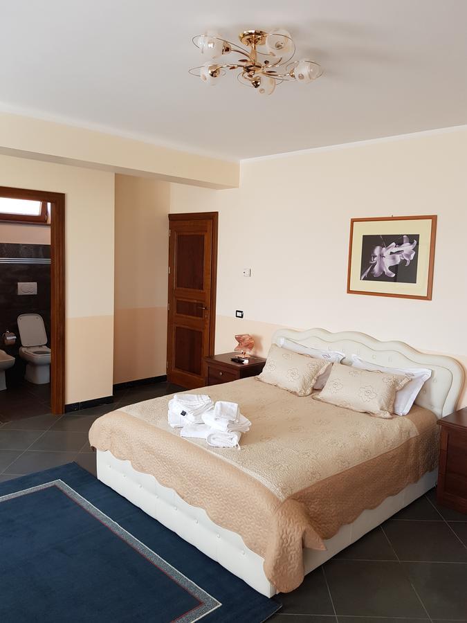 Liberty Rooms Făgăraş Extérieur photo